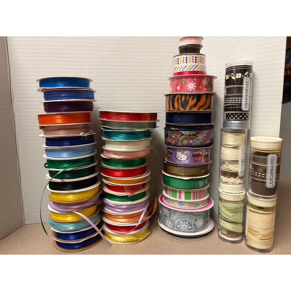Ribbon lot; 50 Ribbon different colors/patterns